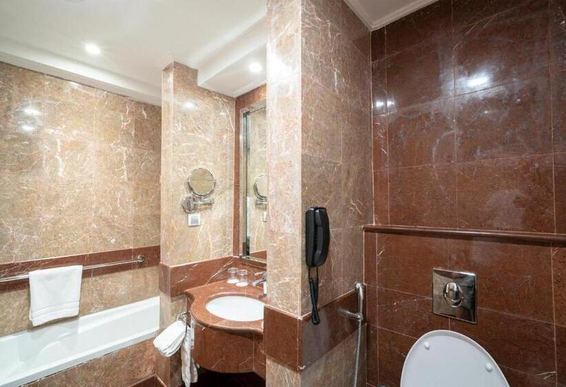 سوئیت 2 خوابه, Four Points By Sheraton Makkah Al Naseem