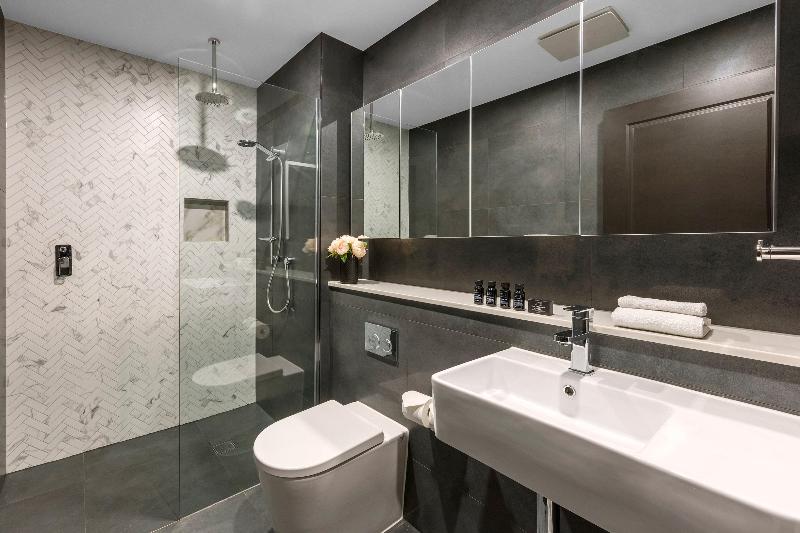 Номер Премиум, Holiday Inn & Suites   Parramatta Marsden Street, An Ihg