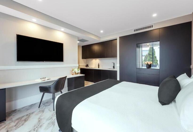 Номер Премиум, Holiday Inn & Suites   Parramatta Marsden Street, An Ihg