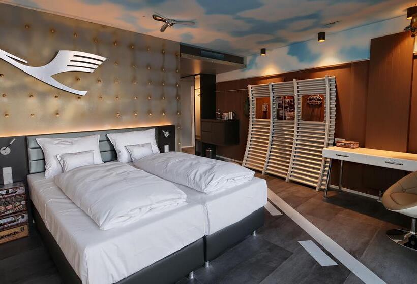 스탠다드 테마룸, V8 Hotel Motorworld Region Stuttgart