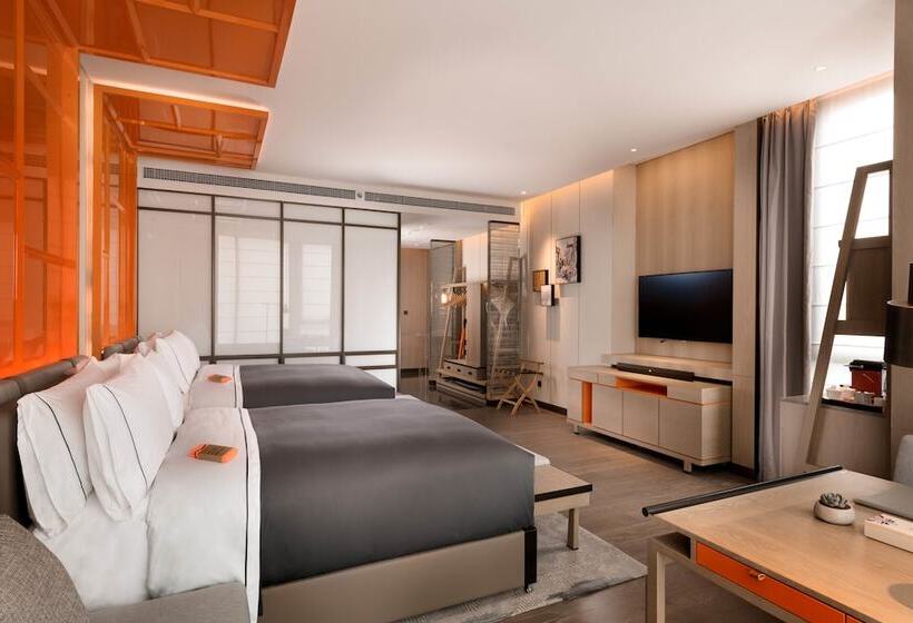 Номер Стандарт 2 Двуспальные Кровати, Canopy By Hilton Chengdu City Centre