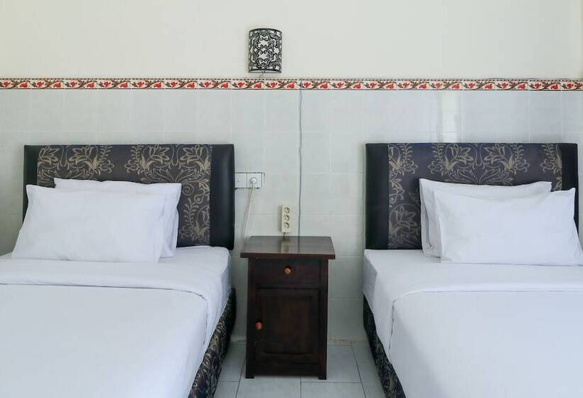 Номер Superior, City Garden Bali Dwipa Hotel, Kuta