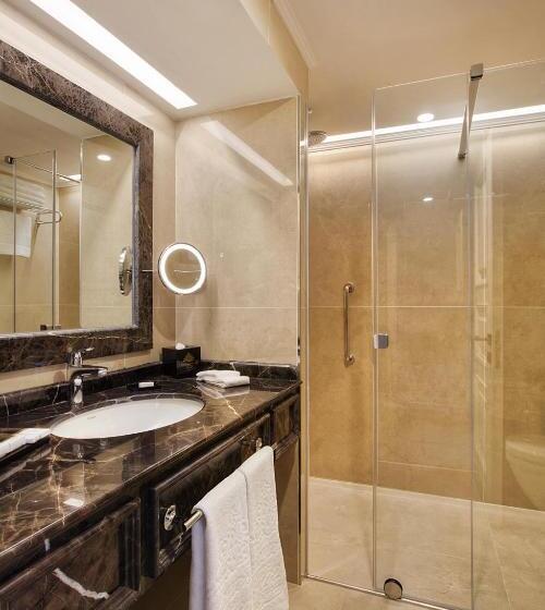 سوئیت با بالکن, Ottoman S Life Hotel Deluxe