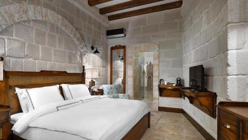 Номер Стандарт, Seraphim Cave Suites & Spa