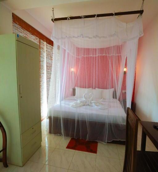 高级三人间, Ella Flower Garden Resort