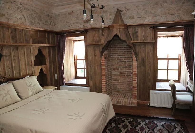 Quarto Estandar com Sacada, Isparta Historical Mansion Eskiciler Konağı   Cittaslow