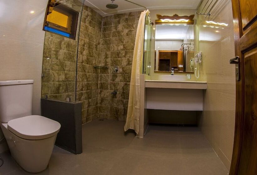 اتاق لوکس, Amazing Inlay Resort