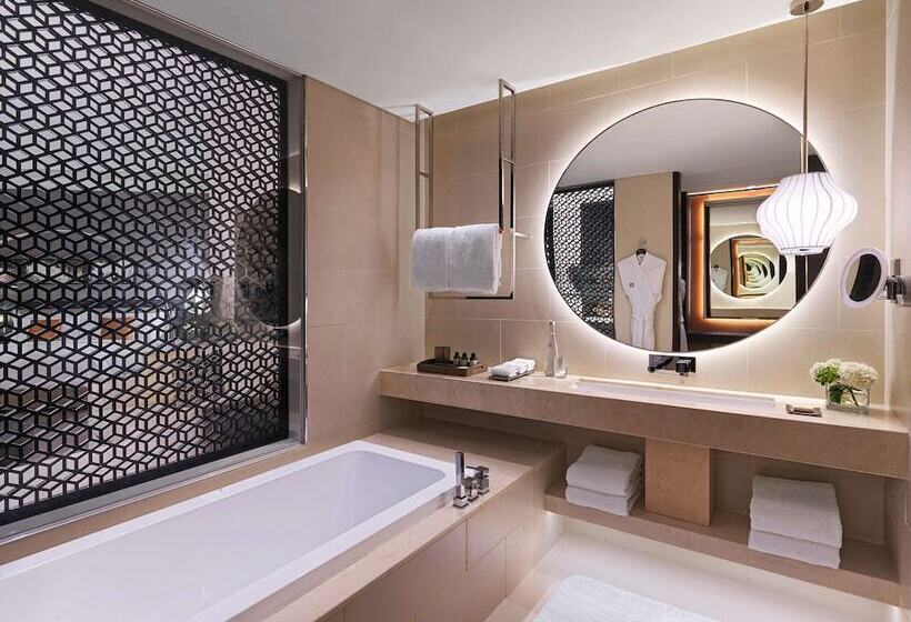 Номер Deluxe, Fairmont Riyadh