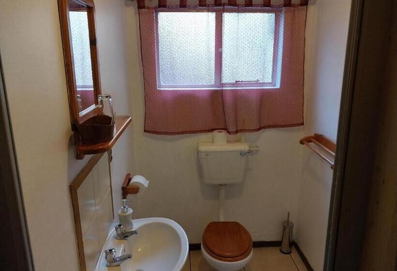 Номер Комфорт, Lily Guesthouse