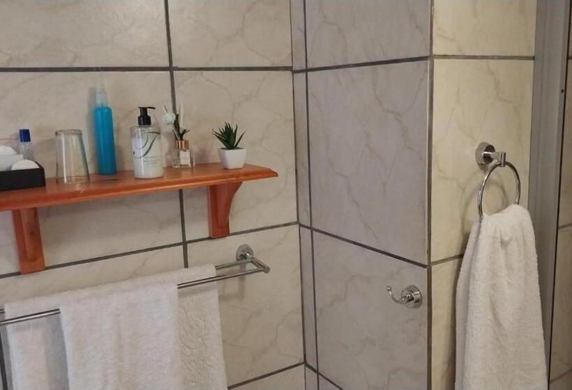 Номер Economy, Lily Guesthouse