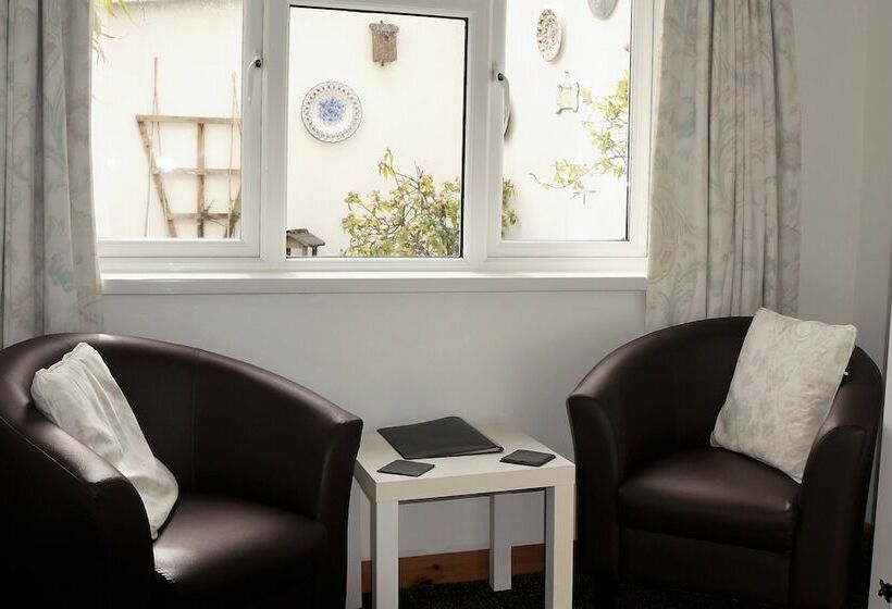 高级大房间, Links Side Guest House