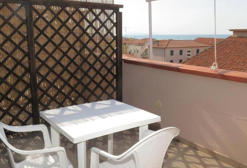 デラックススタジオ, Residenza Turistico Alberghiera Corallo