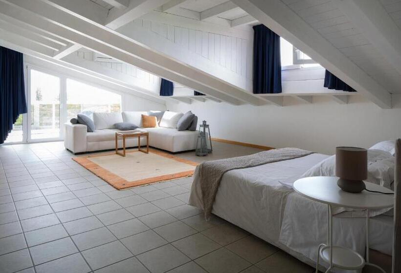 اتاق لوکس با چشم‌انداز دریا, Harvey Suites Hotel & Residence