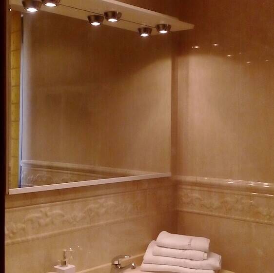 اتاق استاندارد, Hostal Granada