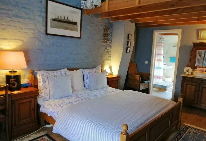 Quarto Familiar, Johan's Lodge