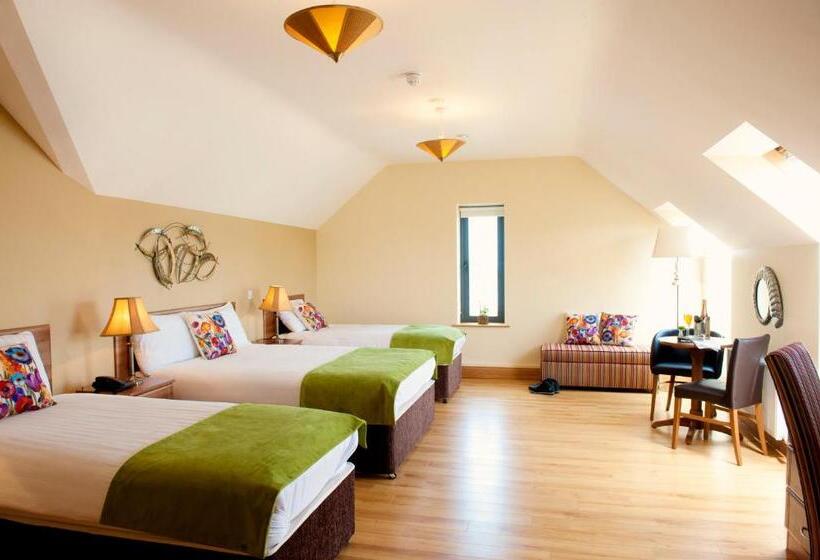 Четырехместный Номер Стандарт, Kinvara Guesthouse