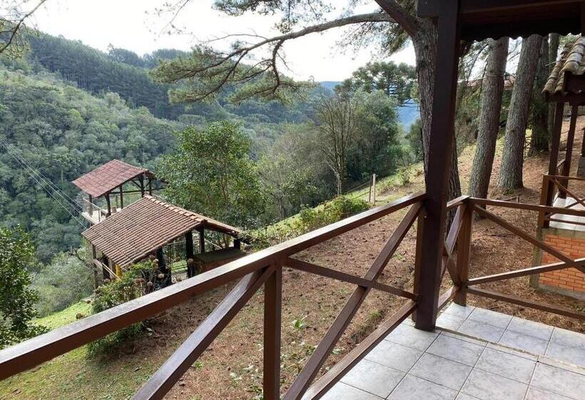 בקתת חדר, Parque Da Cachoeira