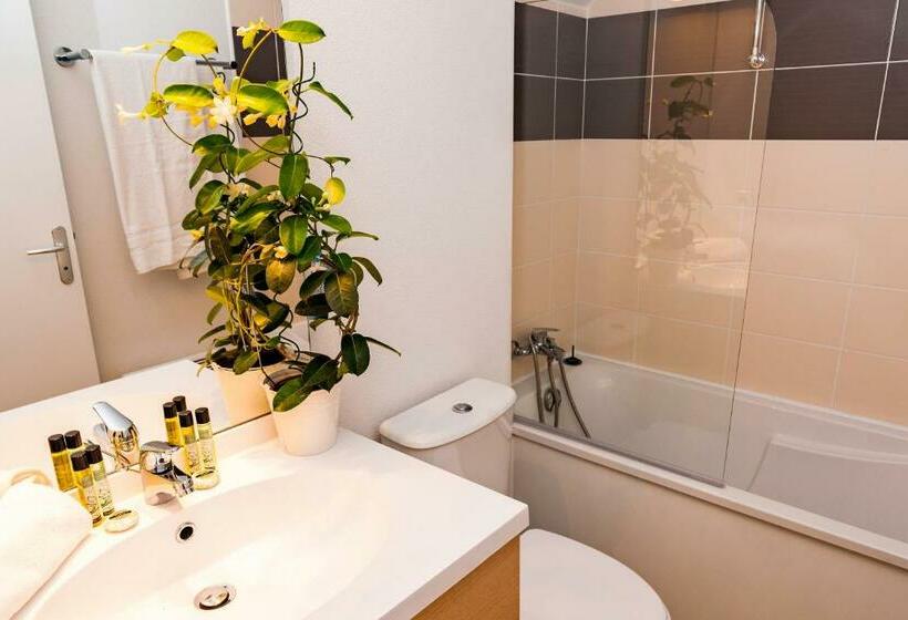 3 Bedroom Duplex Apartment, Lagrange Vacances Domaine De Val Queven