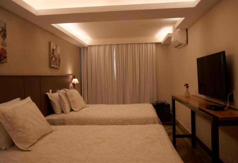 اتاق استاندارد سه نفره, Pousada Do Largo