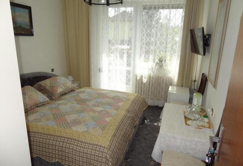 2 Bedroom Suite with Balcony, Pension Villa Hany