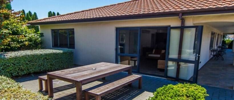 Апартаменты 2 Спальни, Harvest Lodge Motel