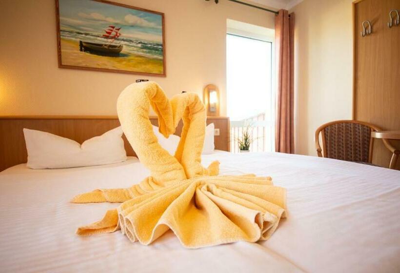 Номер Стандарт с Балконом, Pension Erdmann   Hotel Garni