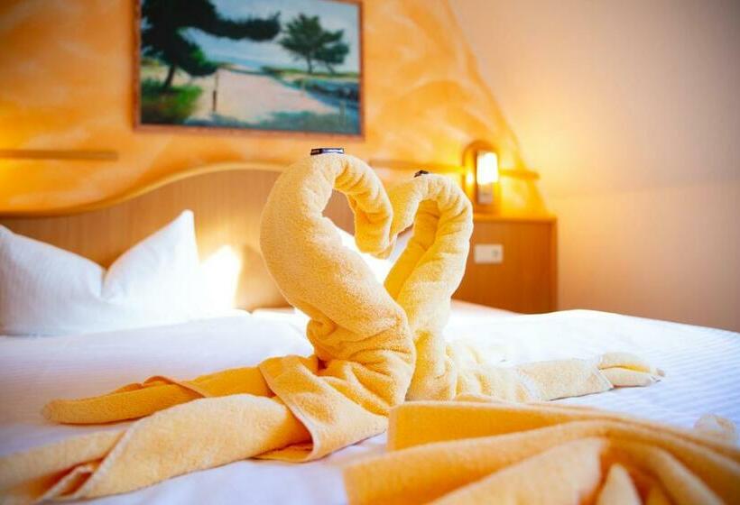 Номер Стандарт с Балконом, Pension Erdmann   Hotel Garni