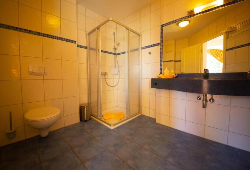 Номер Стандарт Вид на Море с Балконом, Pension Erdmann   Hotel Garni