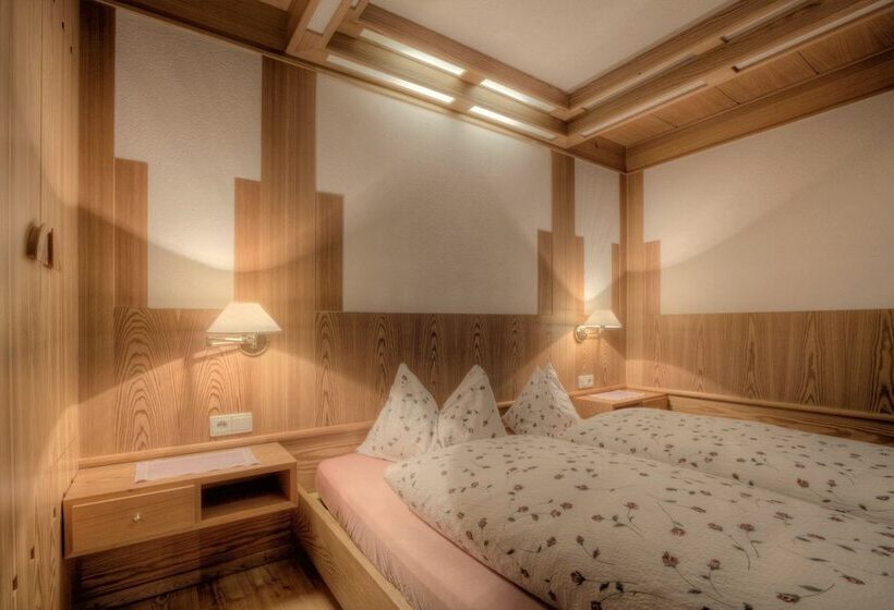 Апартаменты 1 Спальня Нижний Этаж, Residence Dolomieu