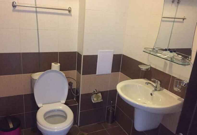 استودیوی استاندارد, Maria Antoaneta Residence