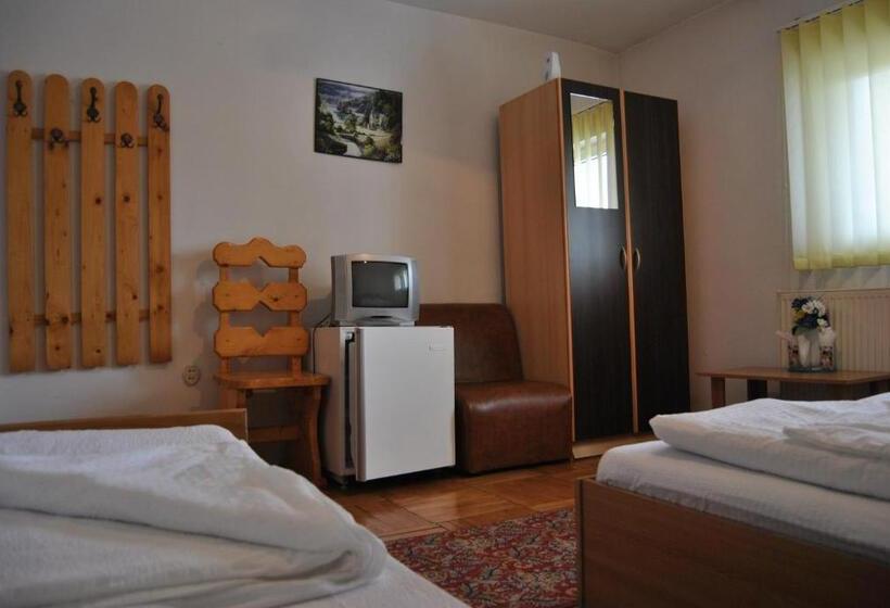 Номер Стандарт Трехместный, Cabana Popasul Haiducilor