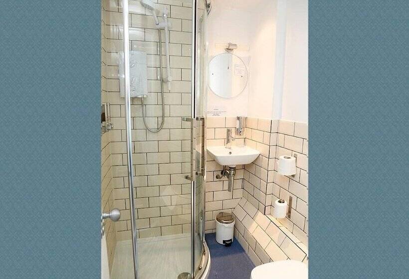غرفة قياسية, Churchill Guest House
