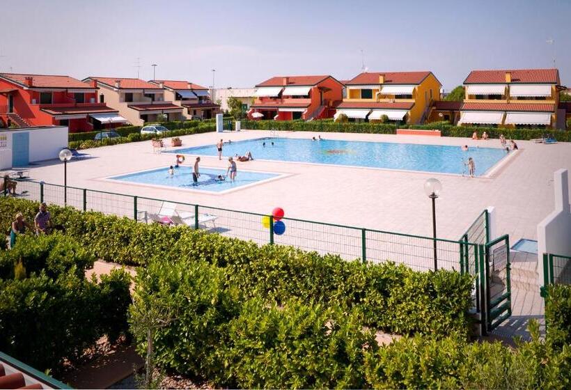 سوئیت پرزیدنت, Apartments Villaggio Dei Fiori Extra Luxury 4 Stars   Great Family Resort   Petz Friendly   With Hyp