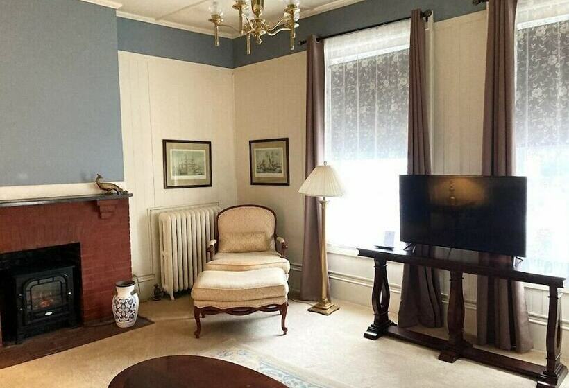 Люкс Повышенной Комфортности, The Brandon Inn