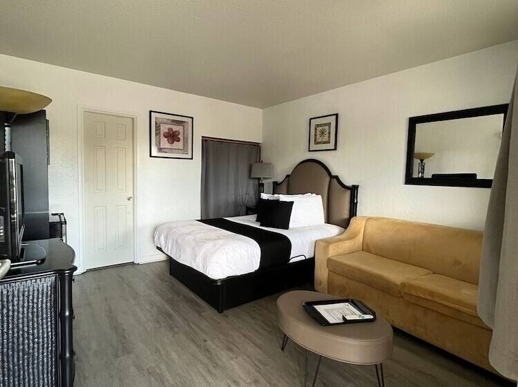 스탠다드 룸, Holiday Isles Resort