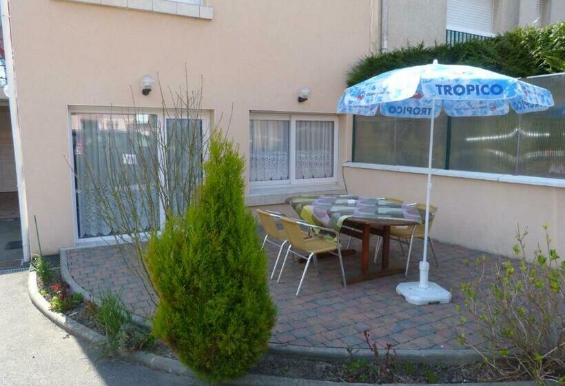 Апартаменты 2 Спальни, Appart Hôtel Villa Antibes