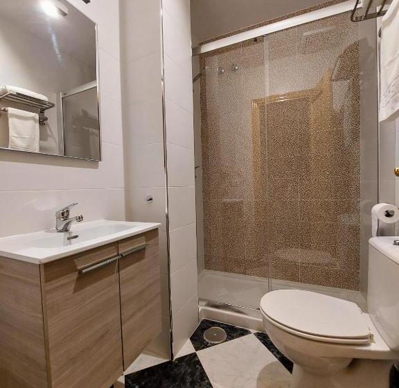 スタンダードルーム, Hostal Los Rosales