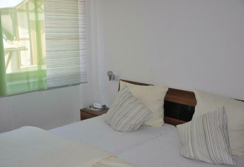 اتاق استاندارد, Gästezimmer Michelangelo