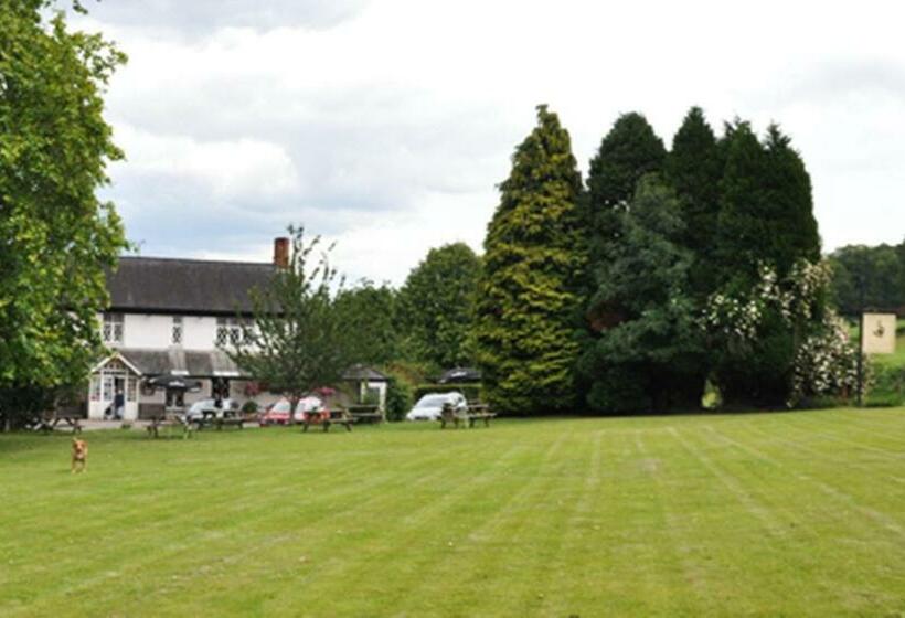 Номер Стандарт, The Clytha Arms