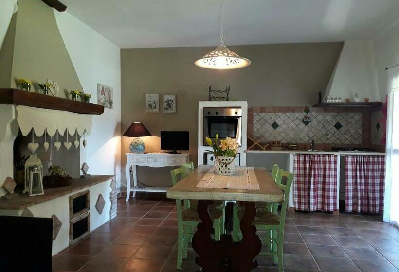 آپارتمان 1 خوابه با چشم‌انداز استخر, Agriturismo San Giacomo
