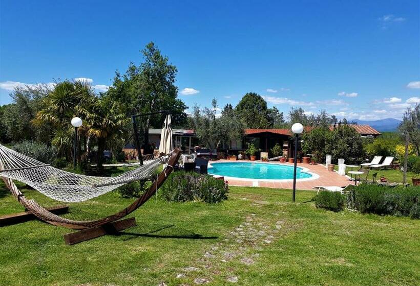 آپارتمان 1 خوابه با چشم‌انداز استخر, Agriturismo San Giacomo