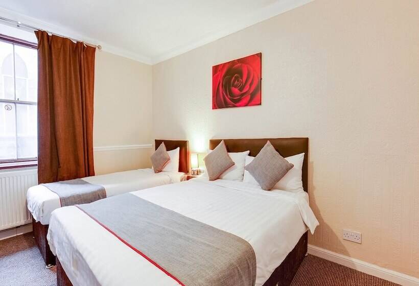 Номер Стандарт Трехместный, Lost Guest House Peterhead