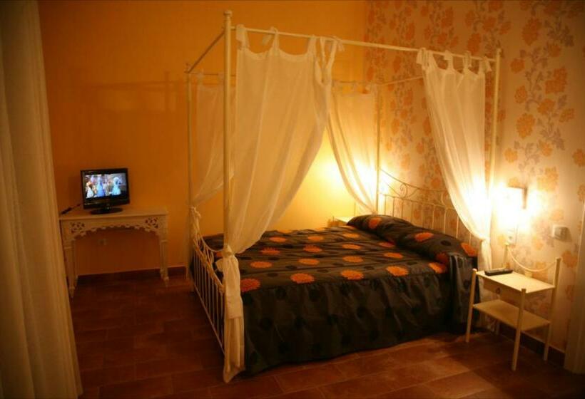Номер Стандарт, Hostal La Fuente