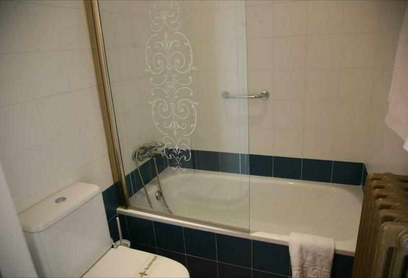 Номер Стандарт, Hostal La Fuente