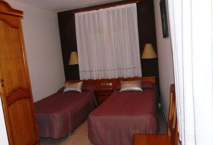 Номер Стандарт, Hostal Casa Castro