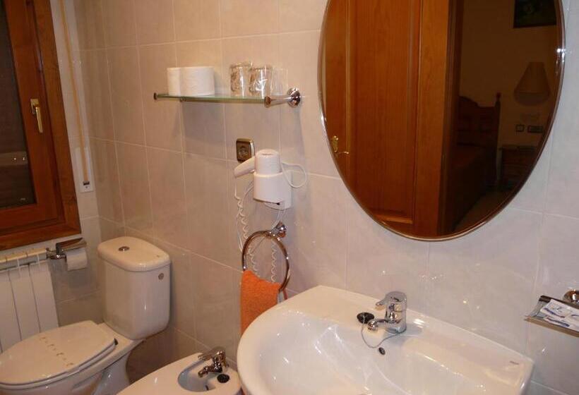 Номер Стандарт Индивидуальный, Hostal Casa Castro
