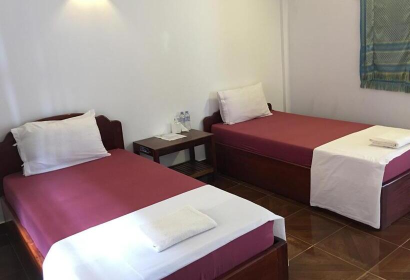 Номер Стандарт, Smiley's Guesthouse