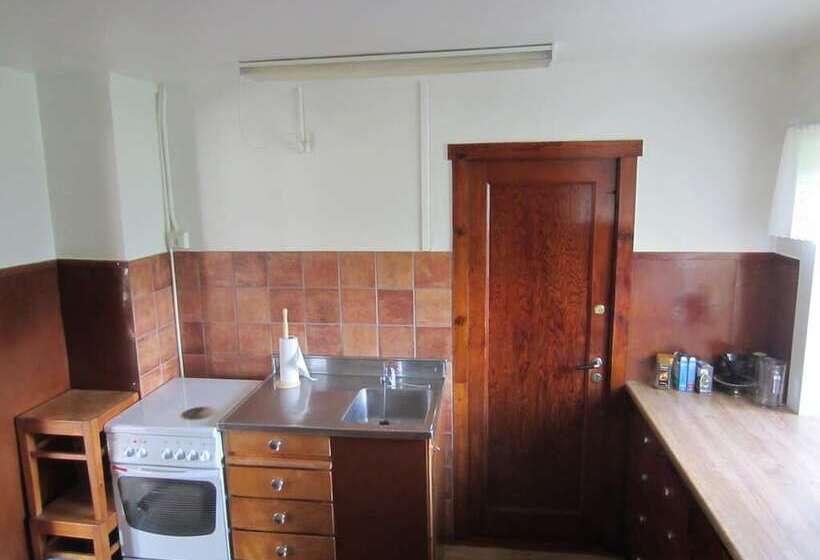 اتاق استاندارد, Nes Guesthouse