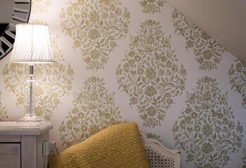 Номер Стандарт, Trefoil Guest House