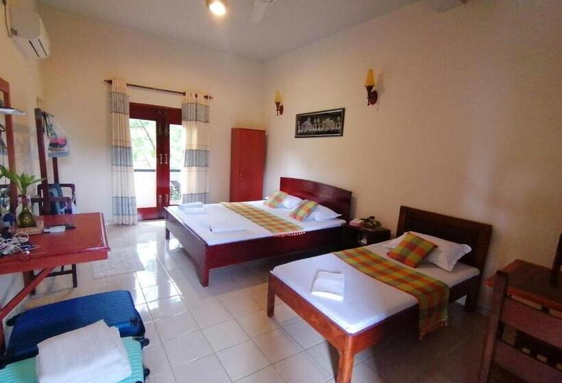 Трехместный Номер Deluxe, Green Land Guest House